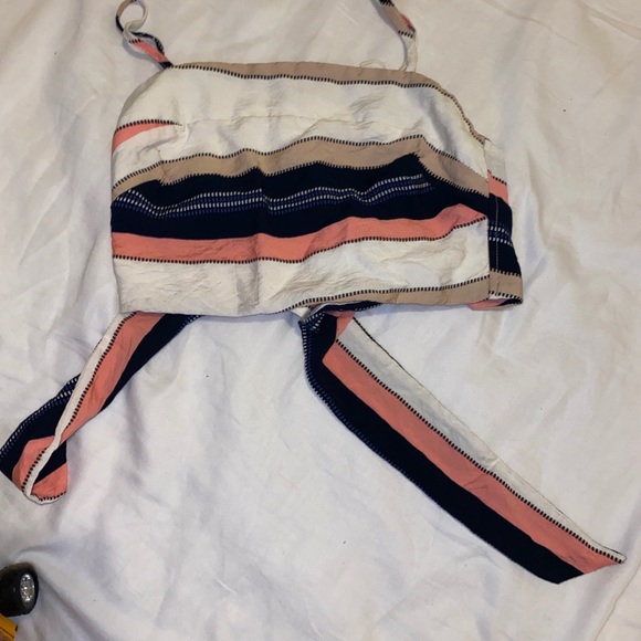 Top - Picture 2 of 3